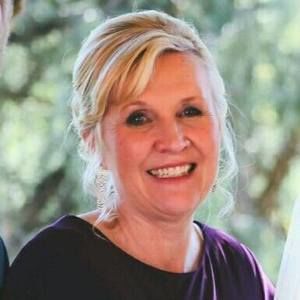 Meet your Posher, Lawana